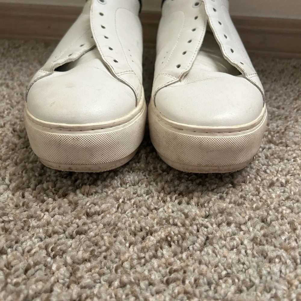 KURT GEIGER London Laney White Low-Top Leather Sneakers Suede Black Back Size 39